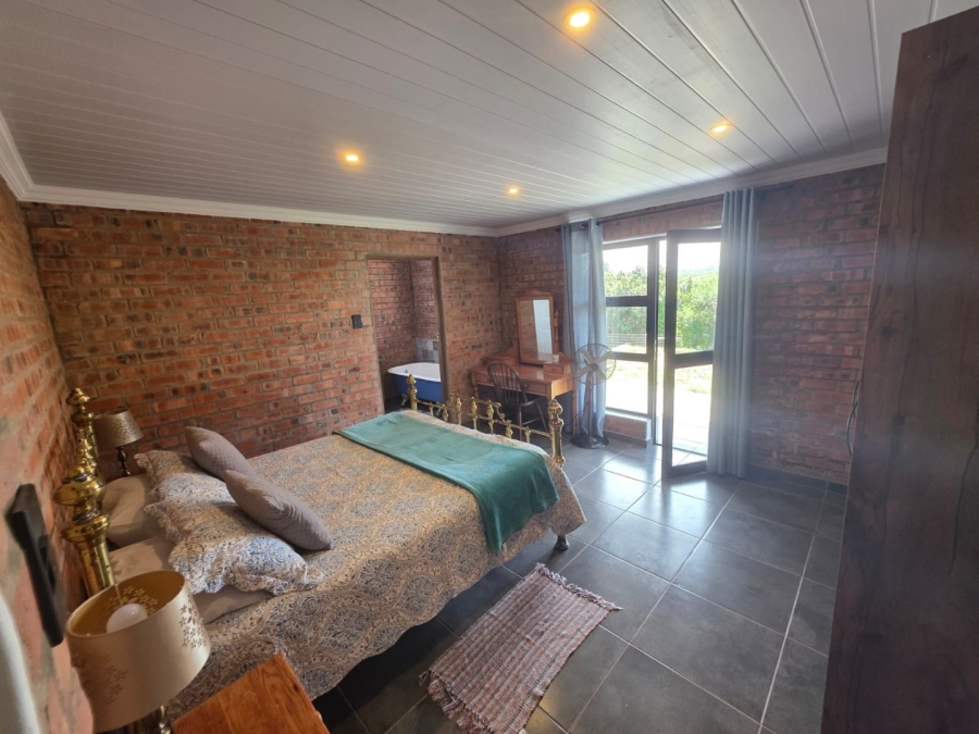 3 Bedroom Property for Sale in Paradise Beach Eastern Cape